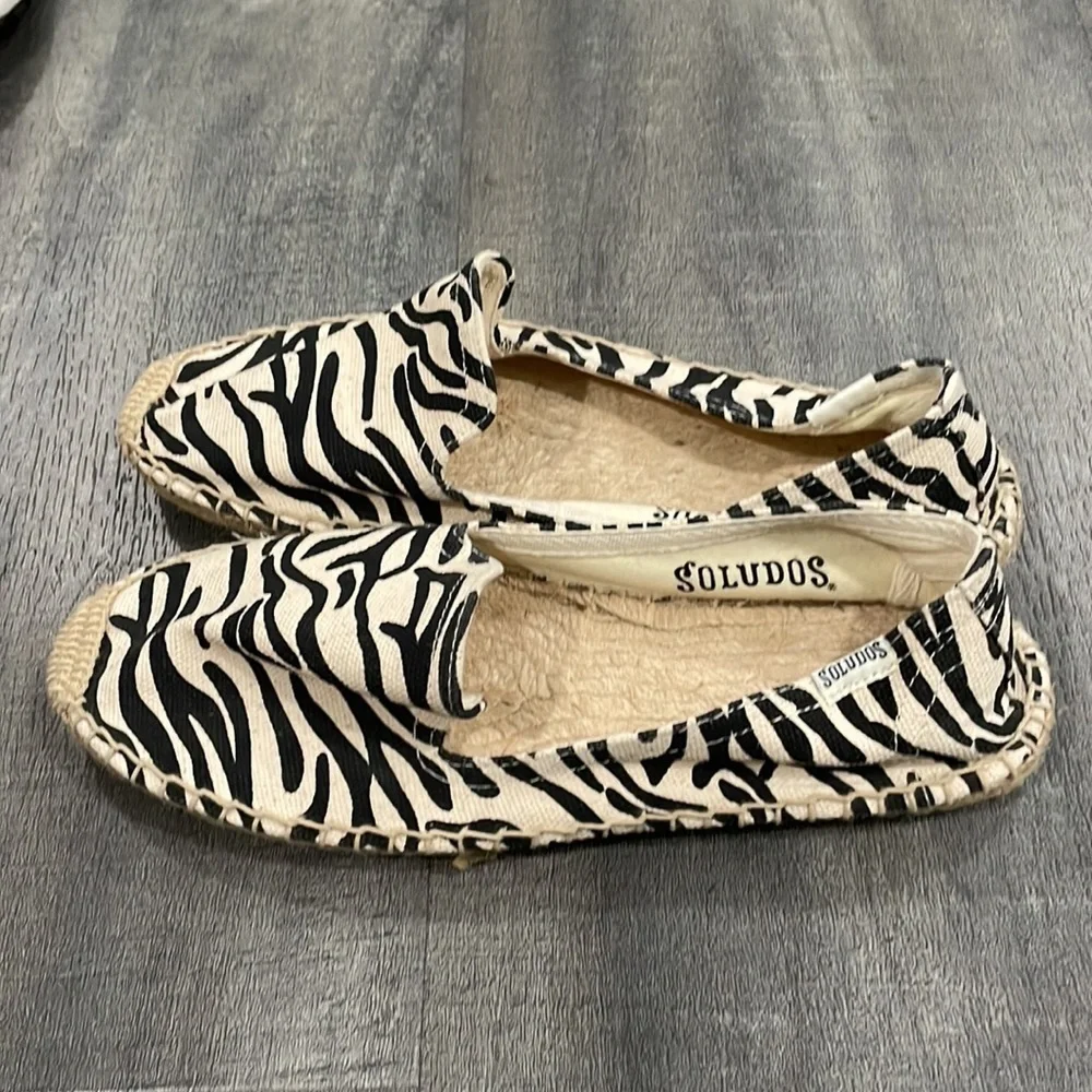 Soludos Canvas Zebra Stripe Smoking Slipper Espadrilles size 7